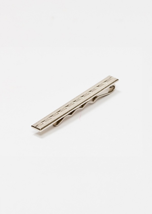 Tie clip with pattern